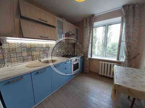 Продаж 3кім.кв-ри вул.Феодосійська,6 Голосіївський район М.Демеевская, Київ