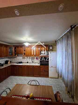 Простора 3-к квартира бульв. Незалежності 4-А Бровары