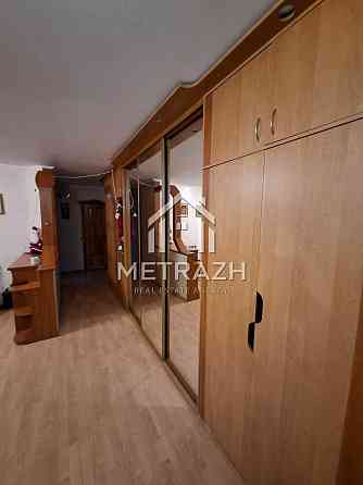 Простора 3-к квартира бульв. Незалежності 4-А Бровары