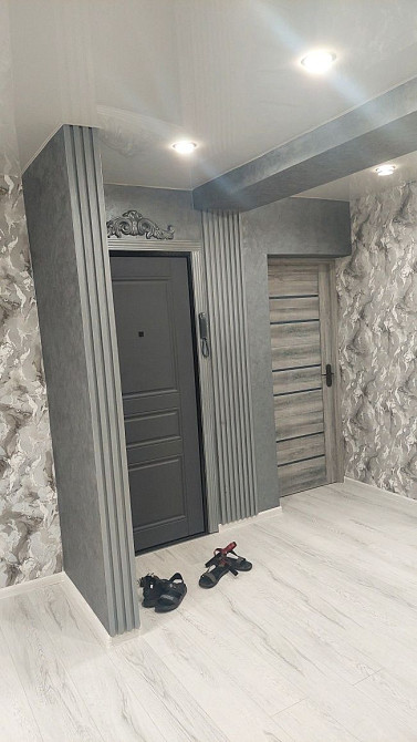 Продається 2х кім кірпічка 80кв в районі Росвигово Мукачево - изображение 4