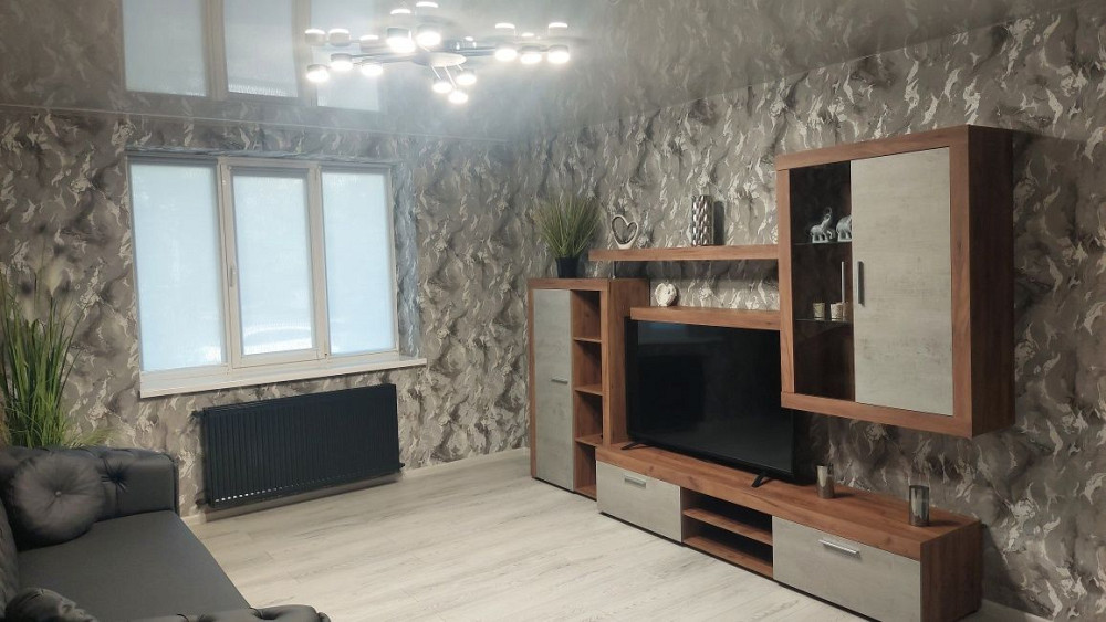 Продається 2х кім кірпічка 80кв в районі Росвигово Мукачево - изображение 1