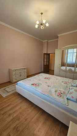 Продається 2-х кімнатна новобудова Суворова Чернівці