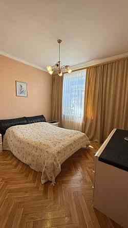 Сталинка на улице Уютная/Отрада/75 метров/2 комнаты и кухня-гостиная! Одесса