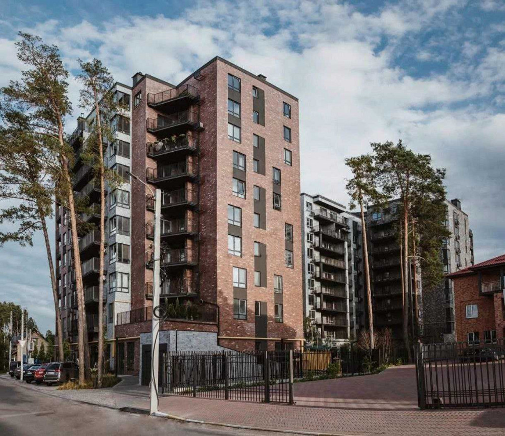 Готова квартира в ЖК бізнес-класу біля Центрального парку Ирпень - изображение 1