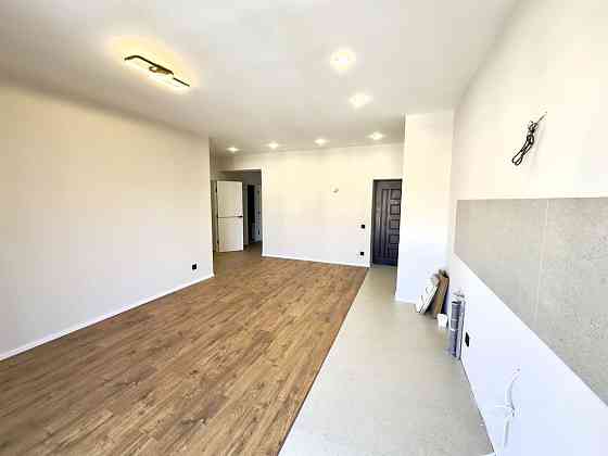 2 кім. квартира + кухня-вітальня з ремонтом без меблів Токіо Ужгород