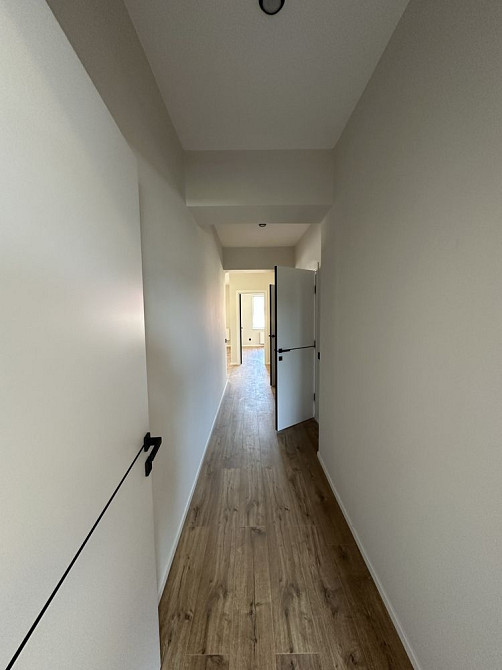 2 кім. квартира + кухня-вітальня з ремонтом без меблів Токіо Ужгород - изображение 6