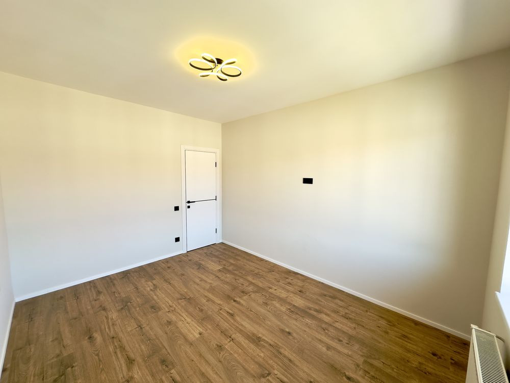 2 кім. квартира + кухня-вітальня з ремонтом без меблів Токіо Ужгород - изображение 5