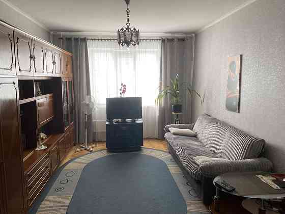 Трикімнатна від власника вул. Бережанська 16а Київ