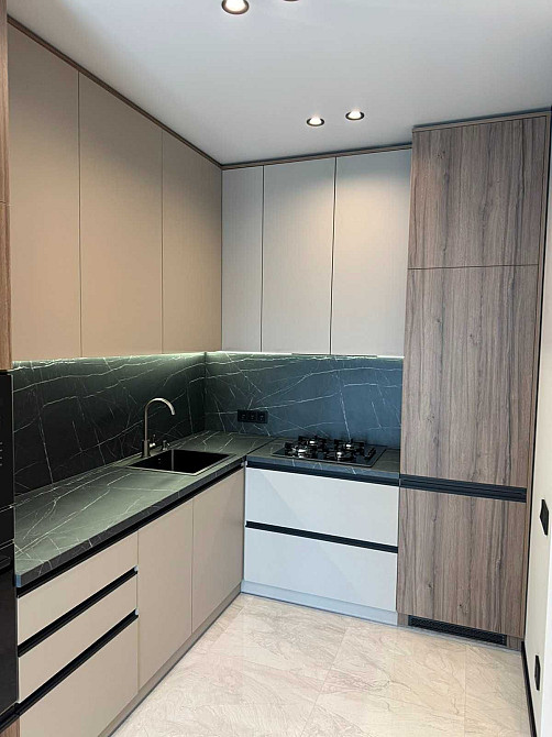 Продаж 1кім. квартири з  ремонтом в ЖК «Софіївка» на вул. Угорська Львов - изображение 1