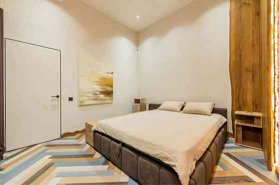 Дизайнерська квартира на Майдані Незалежності Київ