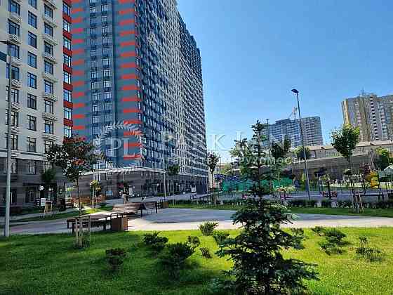 Продажа 2 к квартири Сверстюка Євгена (Раскової Марини) Галактика Київ