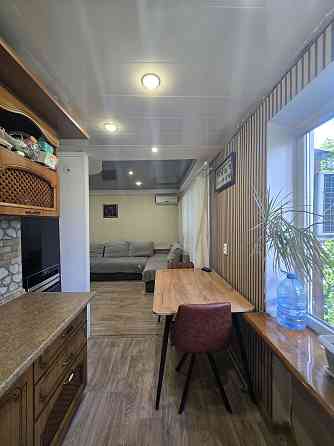 Продам 2-комнатную квартиру р-н Украина.V Кам`янське (Запорізька обл.)