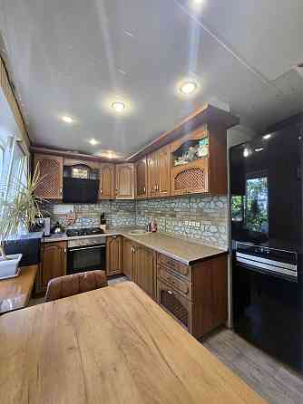 Продам 2-комнатную квартиру р-н Украина.V Кам`янське (Запорізька обл.)