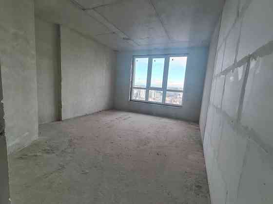 Двох кімнатна квартира з кухнею 45 м. пентхаус вул.Кульпарківська Львов