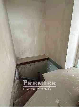 Двоповерховий будинок, квартира на землi з патiо зоною в центрi Одеси Одесса