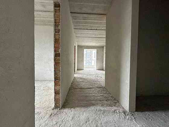 Трикімнатна квартира біля ОЗЕРА! Газове опалення, 80м2! Видова!!! Івано-Франківськ