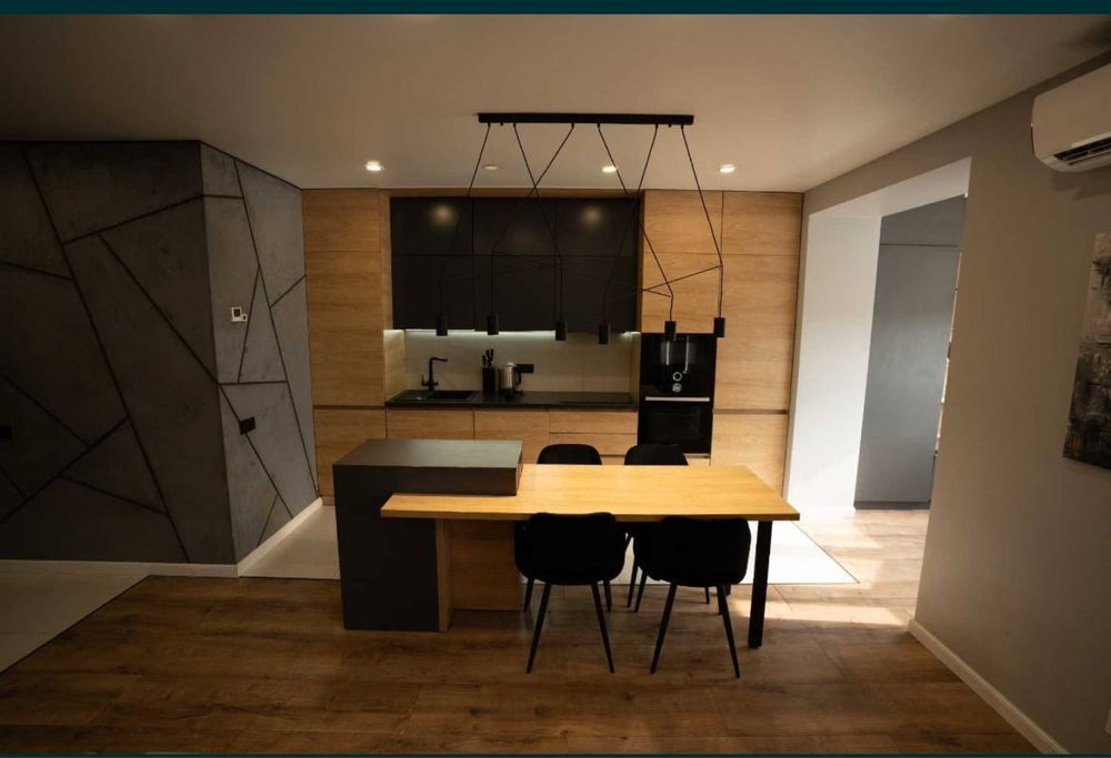 Квартира з дизайнерським ремонтом! Центр міста! Мін оформлення! Ирпень - изображение 1