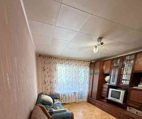 Продається 1-кімнатна квартира в Подільському районі на Виноградарі Киев