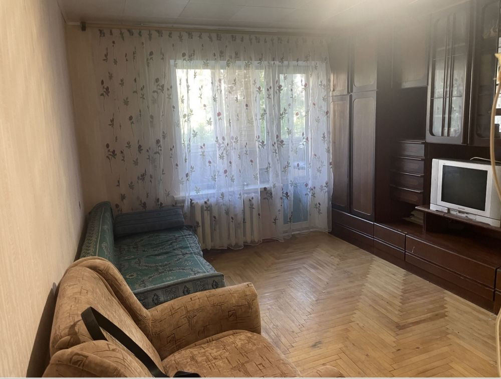 Продається 1-кімнатна квартира в Подільському районі на Виноградарі Киев - изображение 2