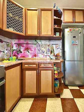 Продаю 3комн.квартиру Жасминовый бульвар,метро Дворец Спорта Харьков