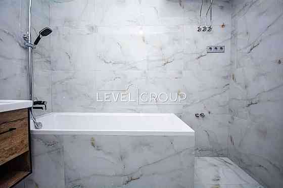 Продаж 1 кімнатної квартири 44 метра Варшавський 3. Киев