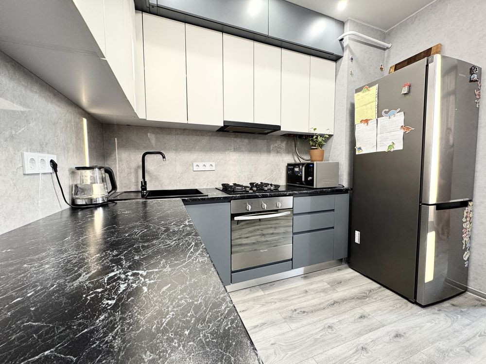 1к з дизайнерським ремонтом в самому центрі Гостомель - зображення 3