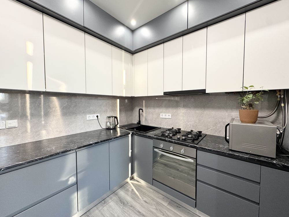 1к з дизайнерським ремонтом в самому центрі Гостомель - зображення 2