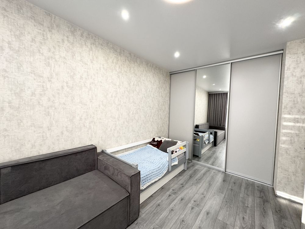 1к з дизайнерським ремонтом в самому центрі Гостомель - зображення 8