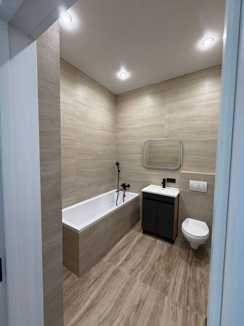 Видова 1,5 кім. квартира по переуступці р-н Білочка Ужгород - зображення 6