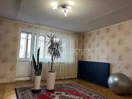 Продається 2к квартира Печерськ Жилянська Киев