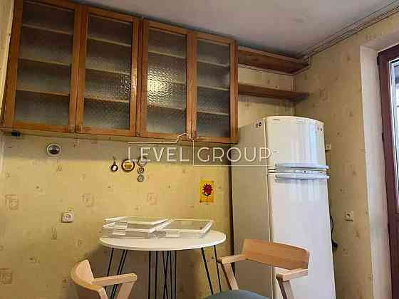 Продається 2к квартира Печерськ Жилянська Киев