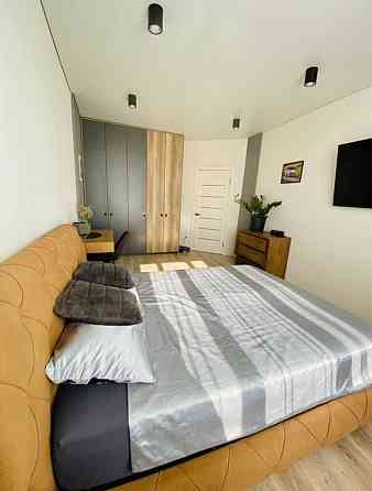 Продам євро 3 кімнатну кв Центральний парк Газ Котел Без Комісії Ирпень