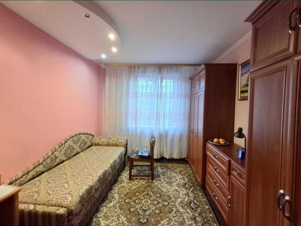 Продається простора 3-кімнатна квартира в центрі міста Ірпінь.

Загаль Ирпень - изображение 7