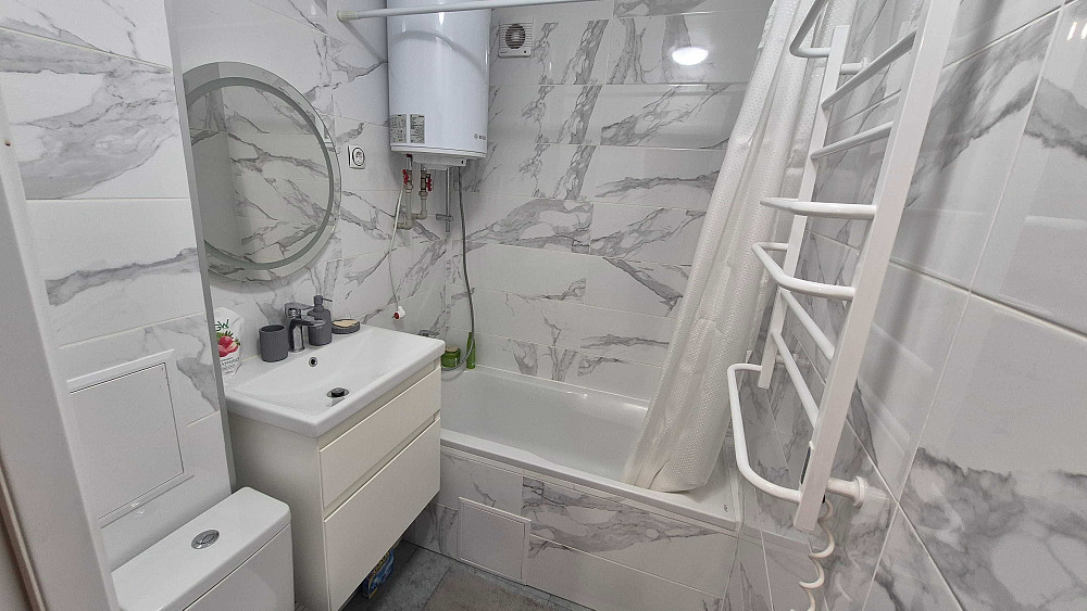 Квартира на 2 этаже возле парка Марка Твена Одесса - изображение 1