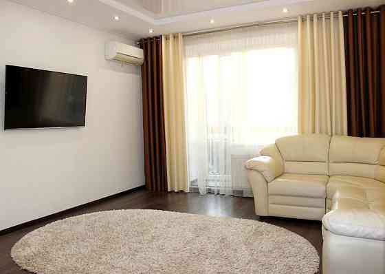 Продаж квартири біля  "Срібних Лелек" (55 мікрорайон) Луцк