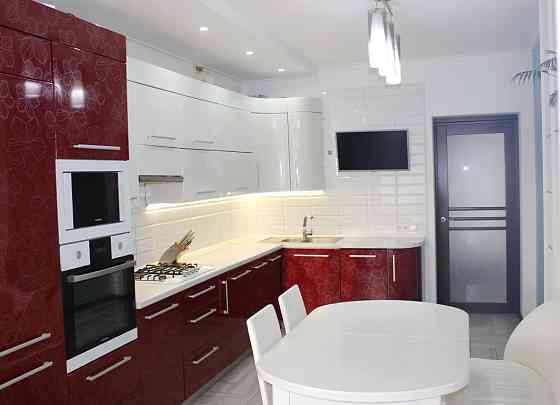 Продаж квартири біля  "Срібних Лелек" (55 мікрорайон) Луцк