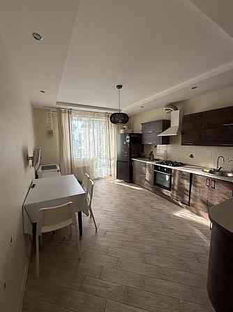 Трикімнатана квартира 102м2 Днепр