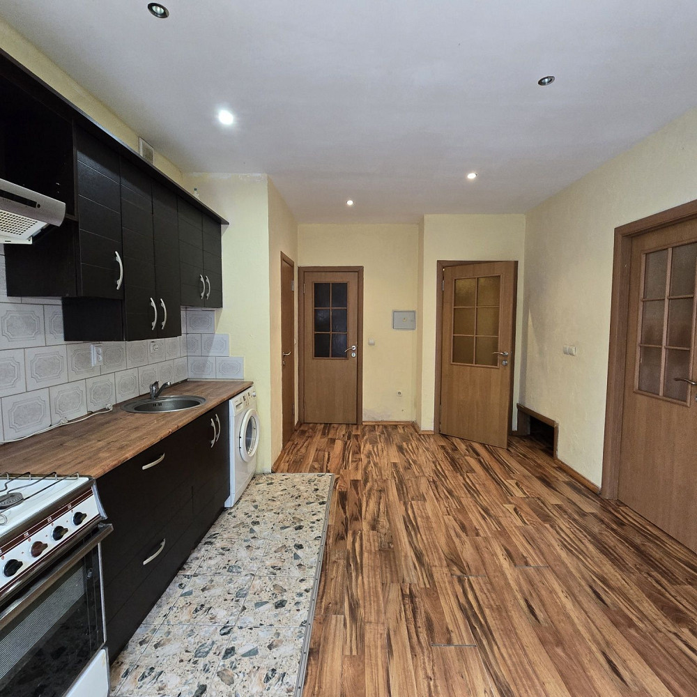 Продам 1 кімнатну квартиру 49 м кв з індивідуальним опаленням Івано-Франківськ - зображення 4