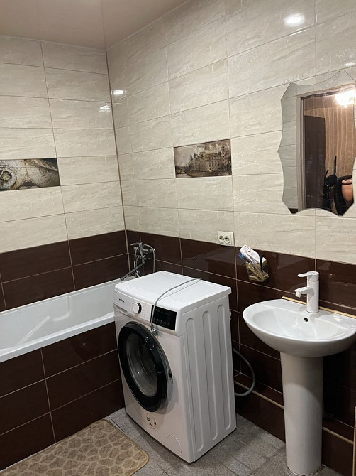 Продам 3 кімнатну квартиру Вільнянськ - зображення 1