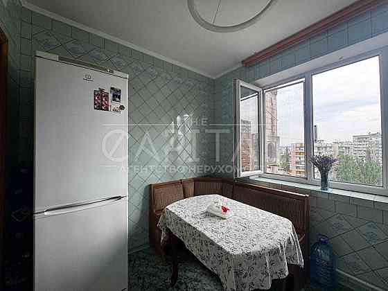 Продаж квартири 3 кімнати/9 поверх/69м2/Оболонь/Героїв Сталінграду/ Киев