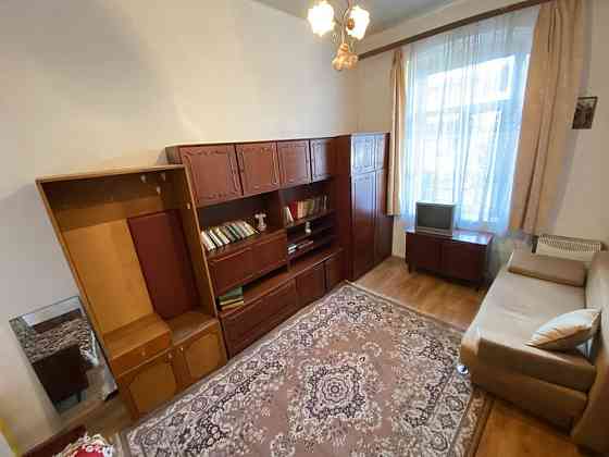 Продам квартиру в центрі міста від власника Чернівці