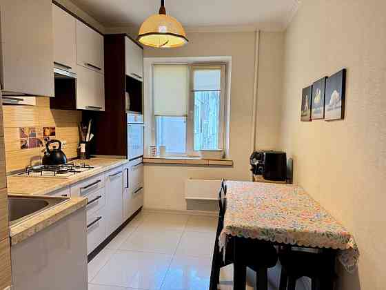 3-кімнатна квартира з ремонтом та меблями — готова для життя! Ровно