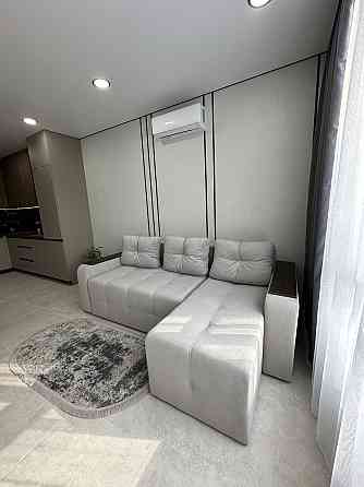 Своя Однокімнатна  42м2 Варшавський 2 без % Власник ціна під ключ. Киев