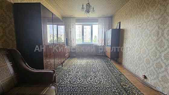 Продаж 1-кімнатної квартири на Оболоні, вул. Володимира Івасюка, 49 Киев