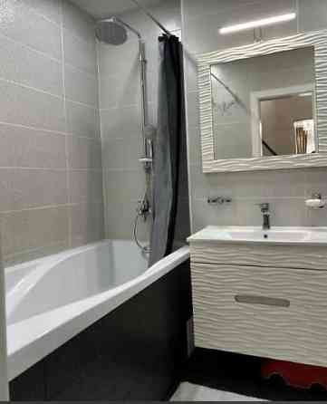 Продаж 4-кімнатної квартири з євроремонтом на Довженка Ивано-Франковск