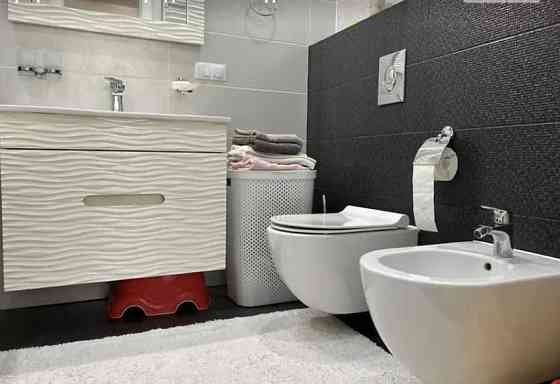 Продаж 4-кімнатної квартири з євроремонтом на Довженка Ивано-Франковск