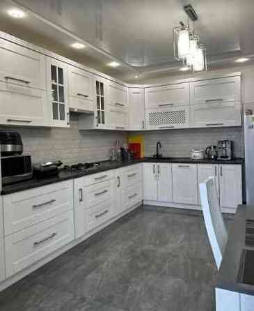 Продаж 4-кімнатної квартири з євроремонтом на Довженка Ивано-Франковск