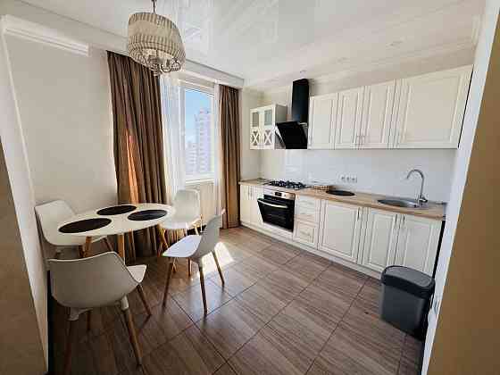 1К. Всё новое. Посёлок котовского Крижанівка