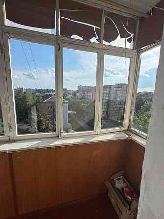 1к - не пропусти майже центр, виставка. середній поверх. МІНІМАЛЬНЕ ОФ Хмельницкий