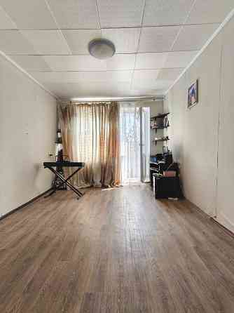 ПРОДАМ 1 комнатную Осенняя Косиора Левый берег Днепр